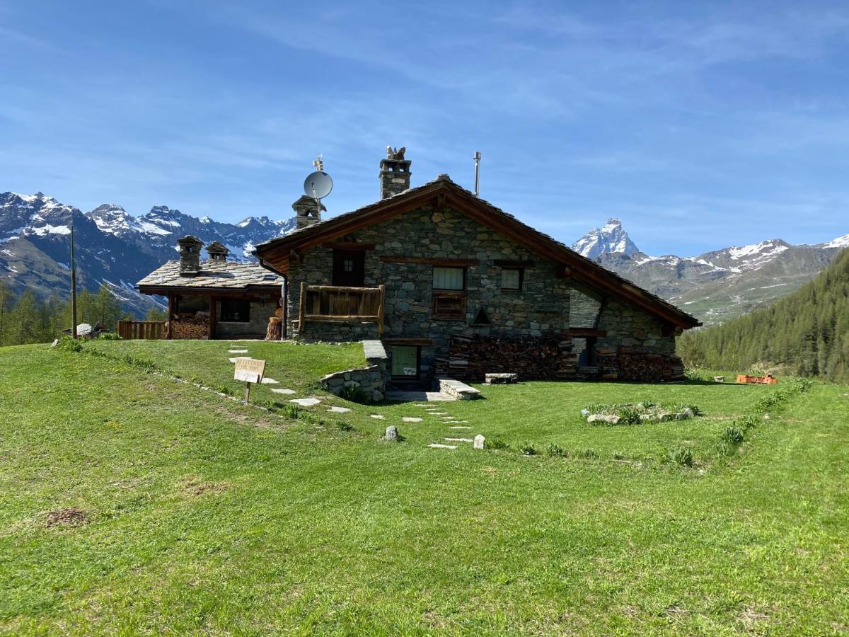 Chalet Gorret Cheneil Valtournenche Exterior foto